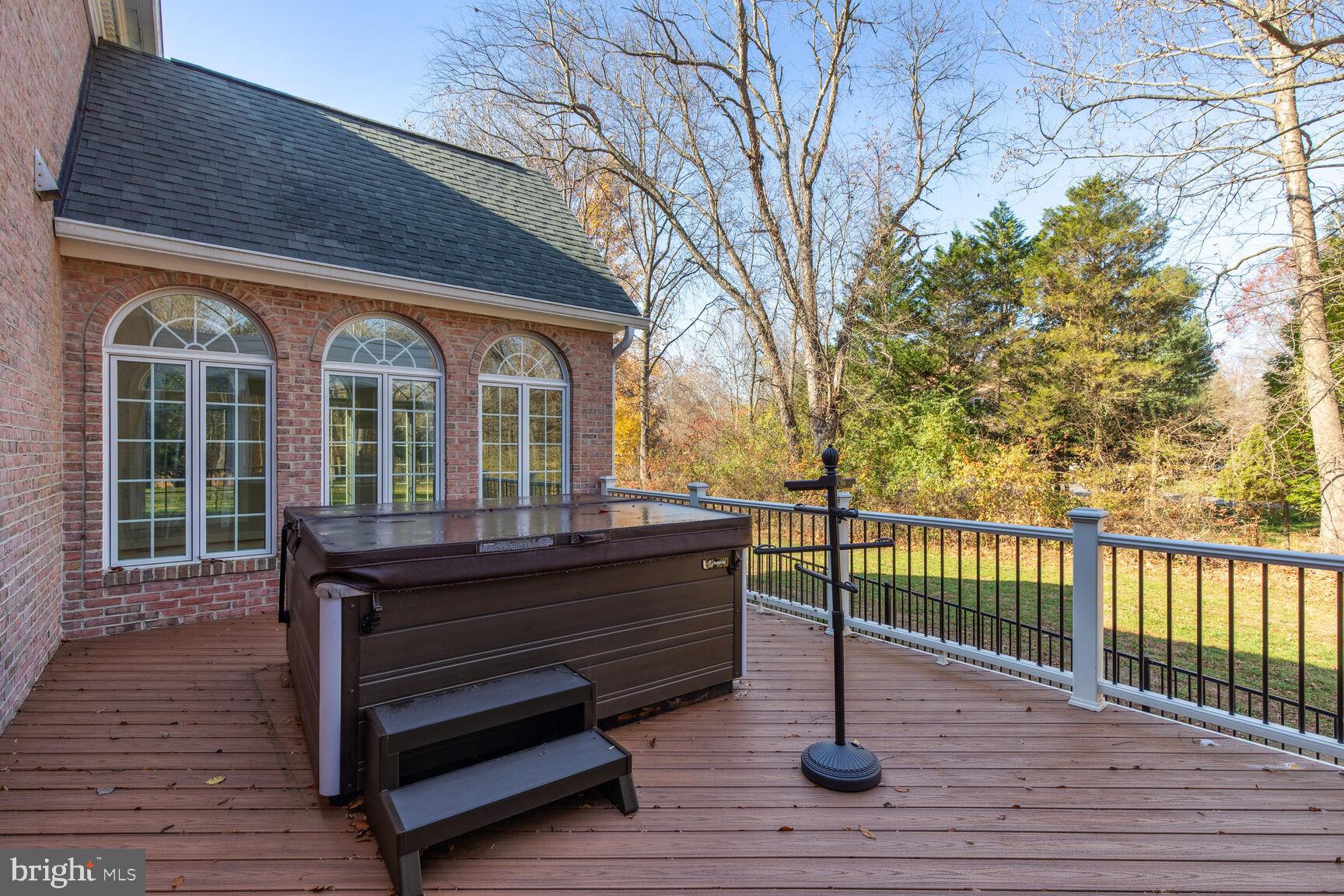 KALMIA FARMS - Residential