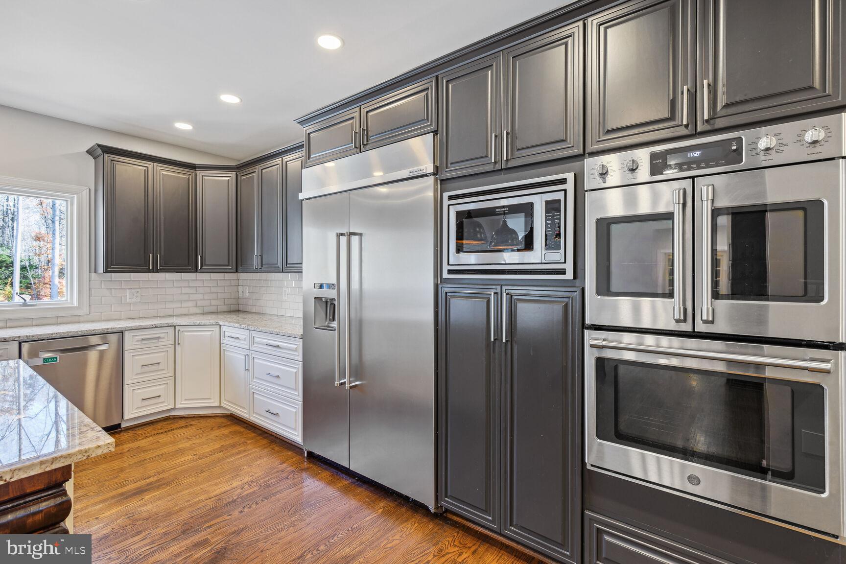 KALMIA FARMS - Residential