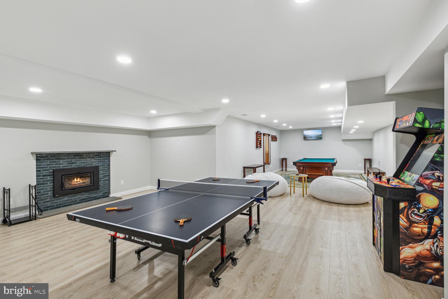 KALMIA FARMS - Residential