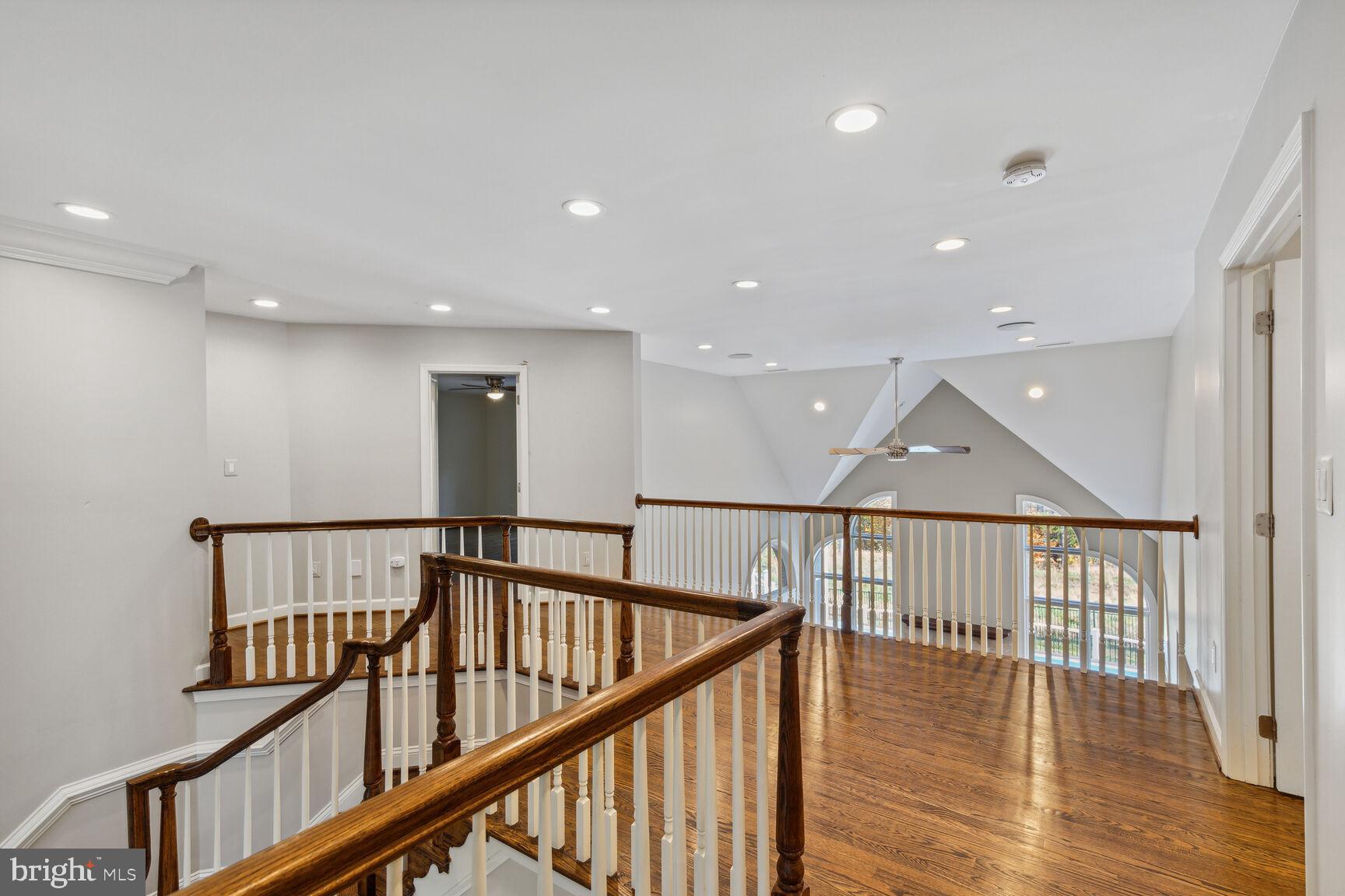 KALMIA FARMS - Residential