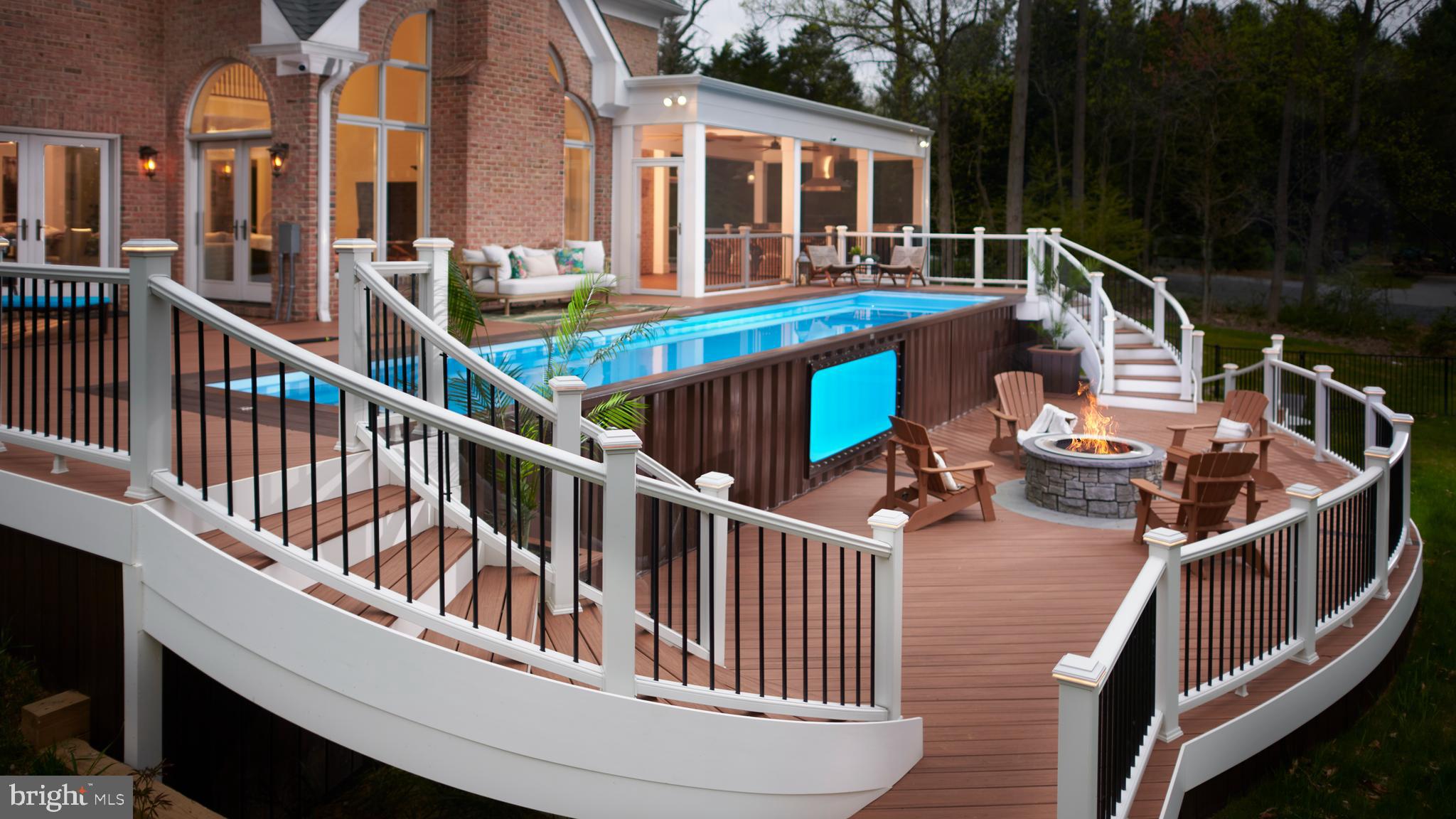 KALMIA FARMS - Residential