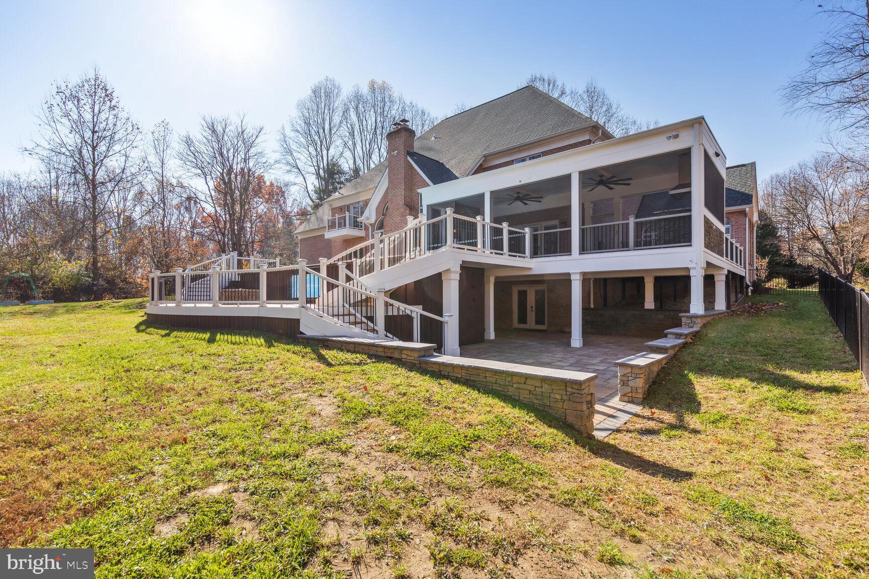 KALMIA FARMS - Residential