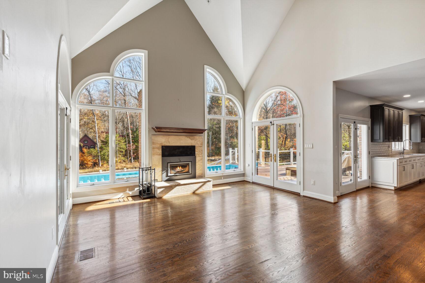 KALMIA FARMS - Residential