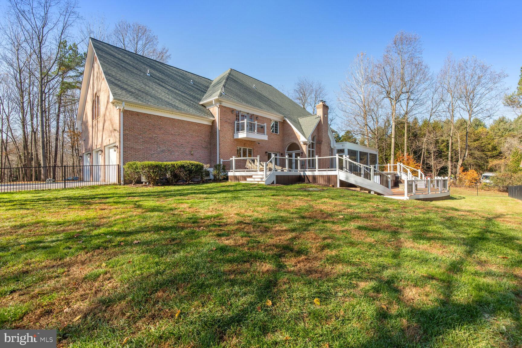 KALMIA FARMS - Residential