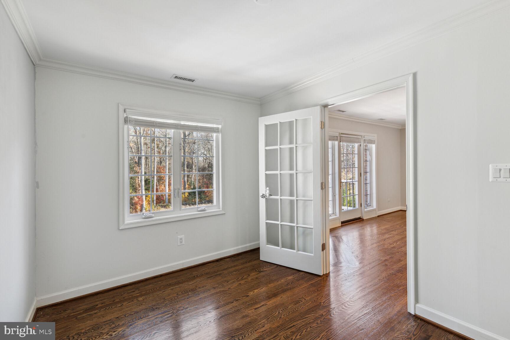 KALMIA FARMS - Residential