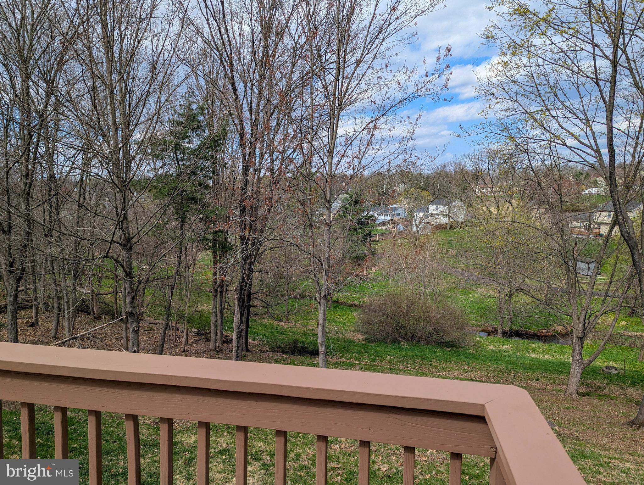 VILLAGE BROOK ESTS - Residential