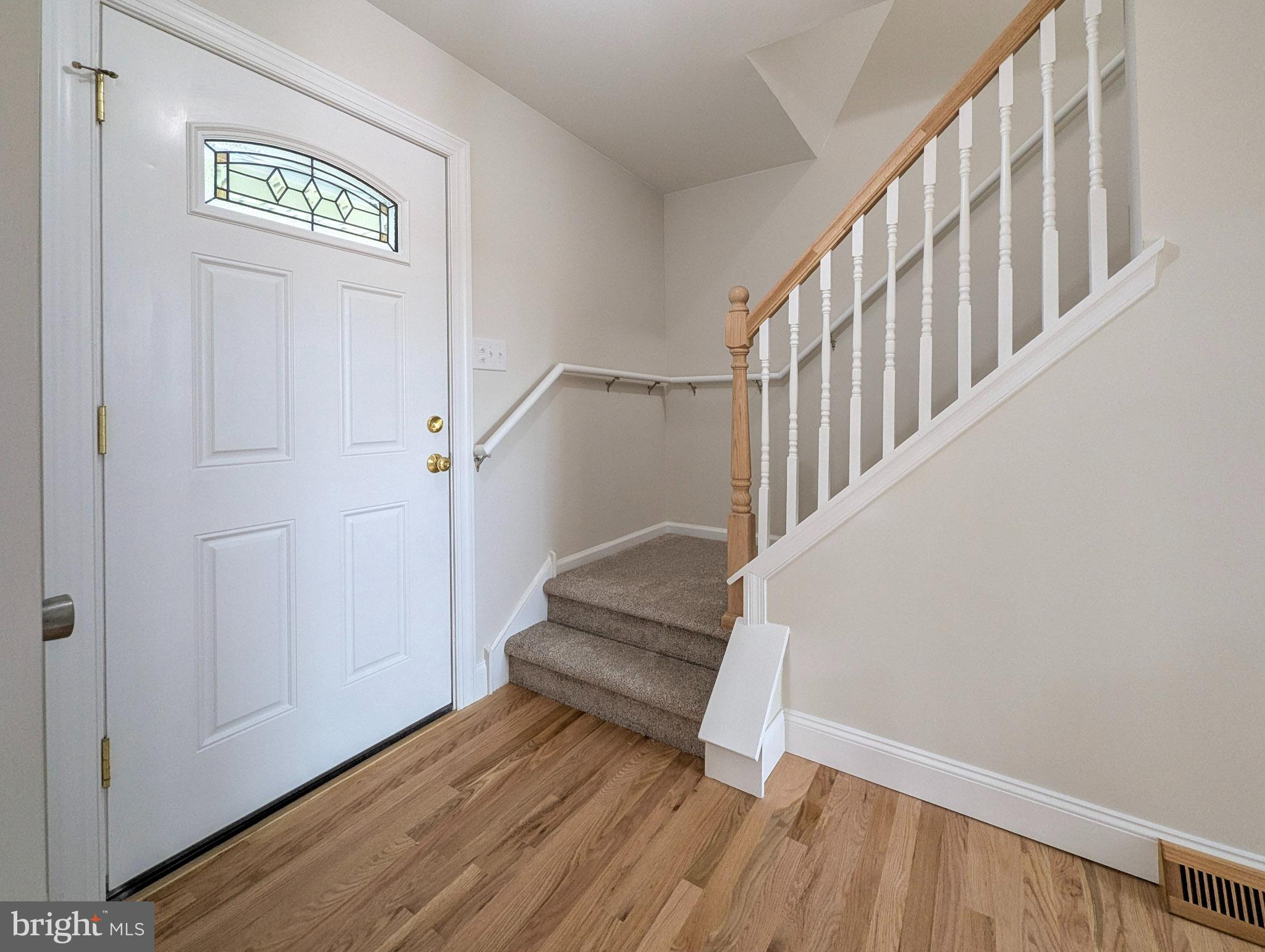 VILLAGE BROOK ESTS - Residential