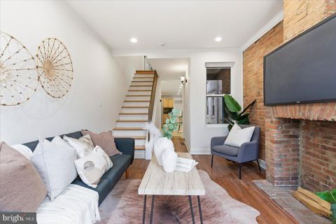 Photo of 3104 Dillon Street, BALTIMORE, MD 21224 (MLS # MDBA2208228)