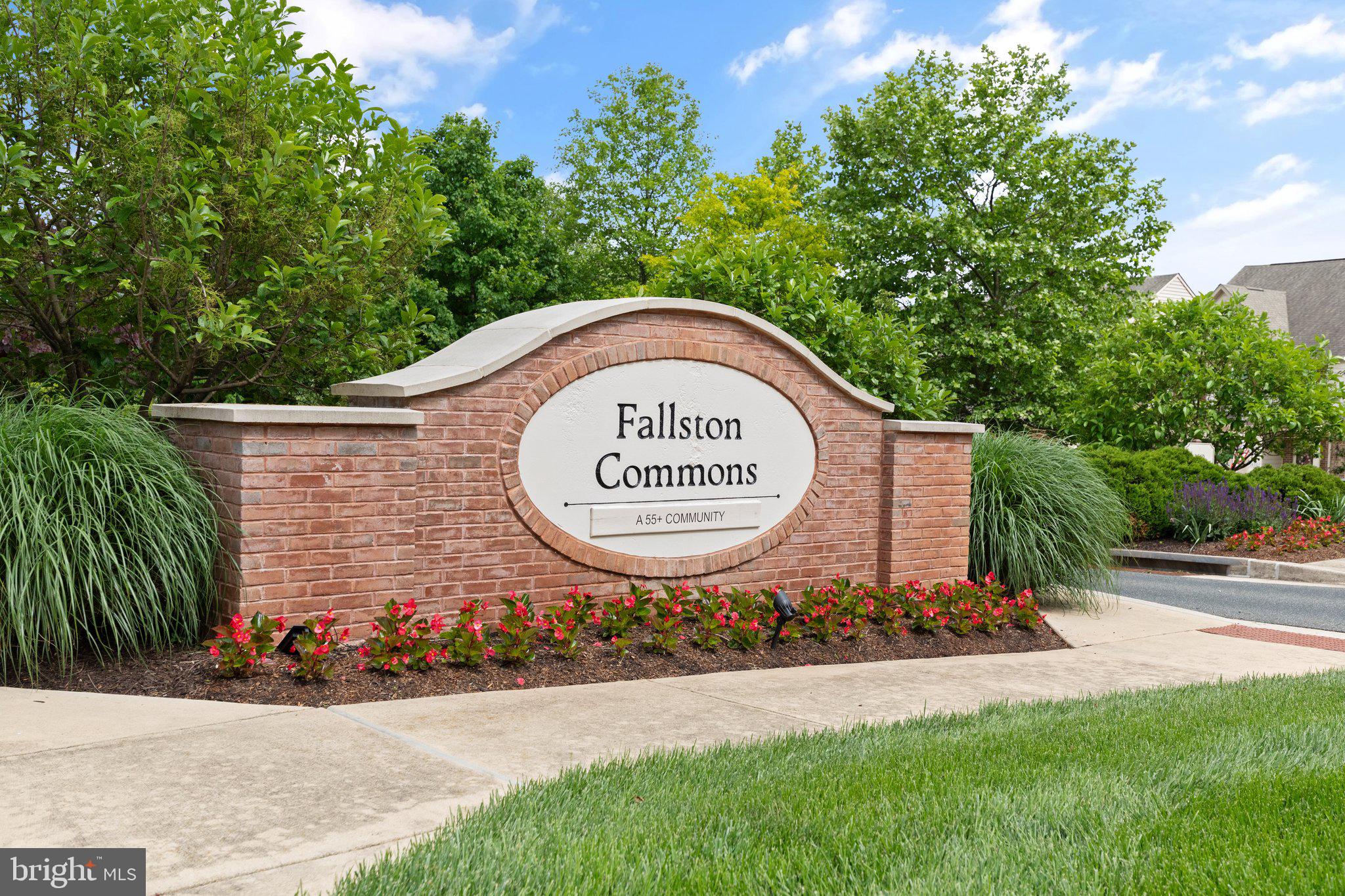 FALLSTON COMMONS - Residential