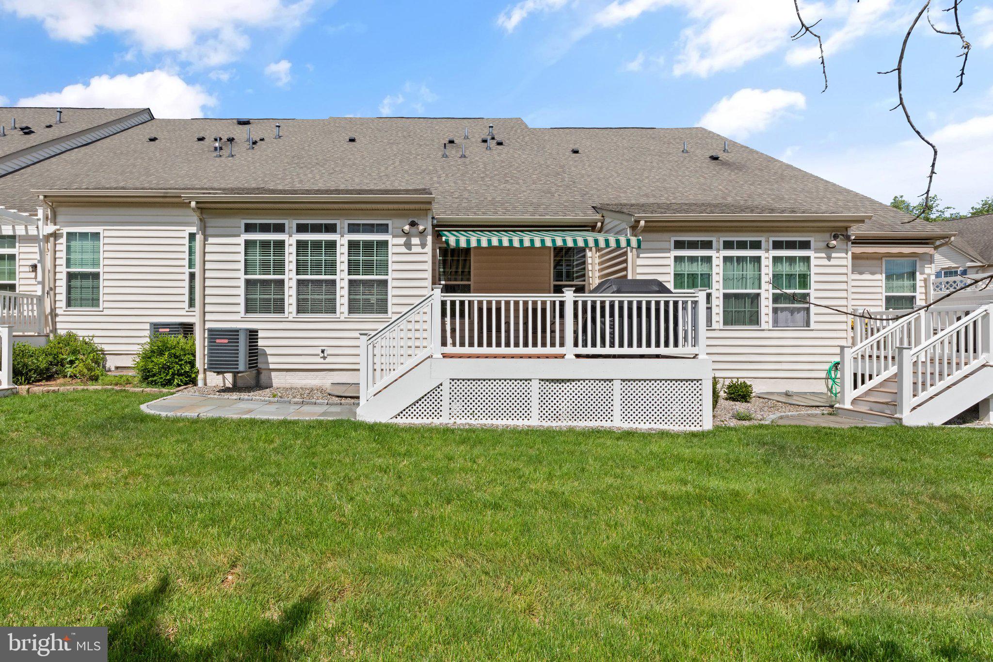 FALLSTON COMMONS - Residential