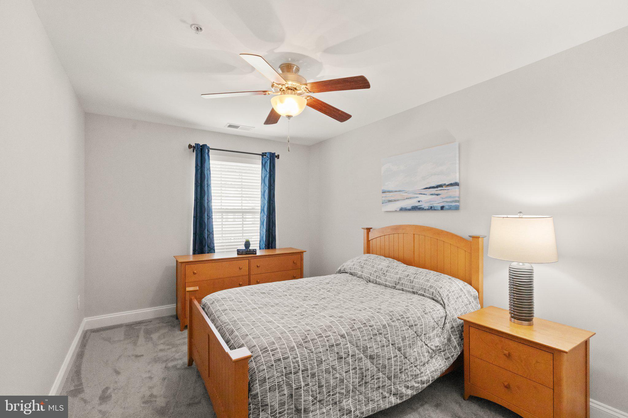 FALLSTON COMMONS - Residential