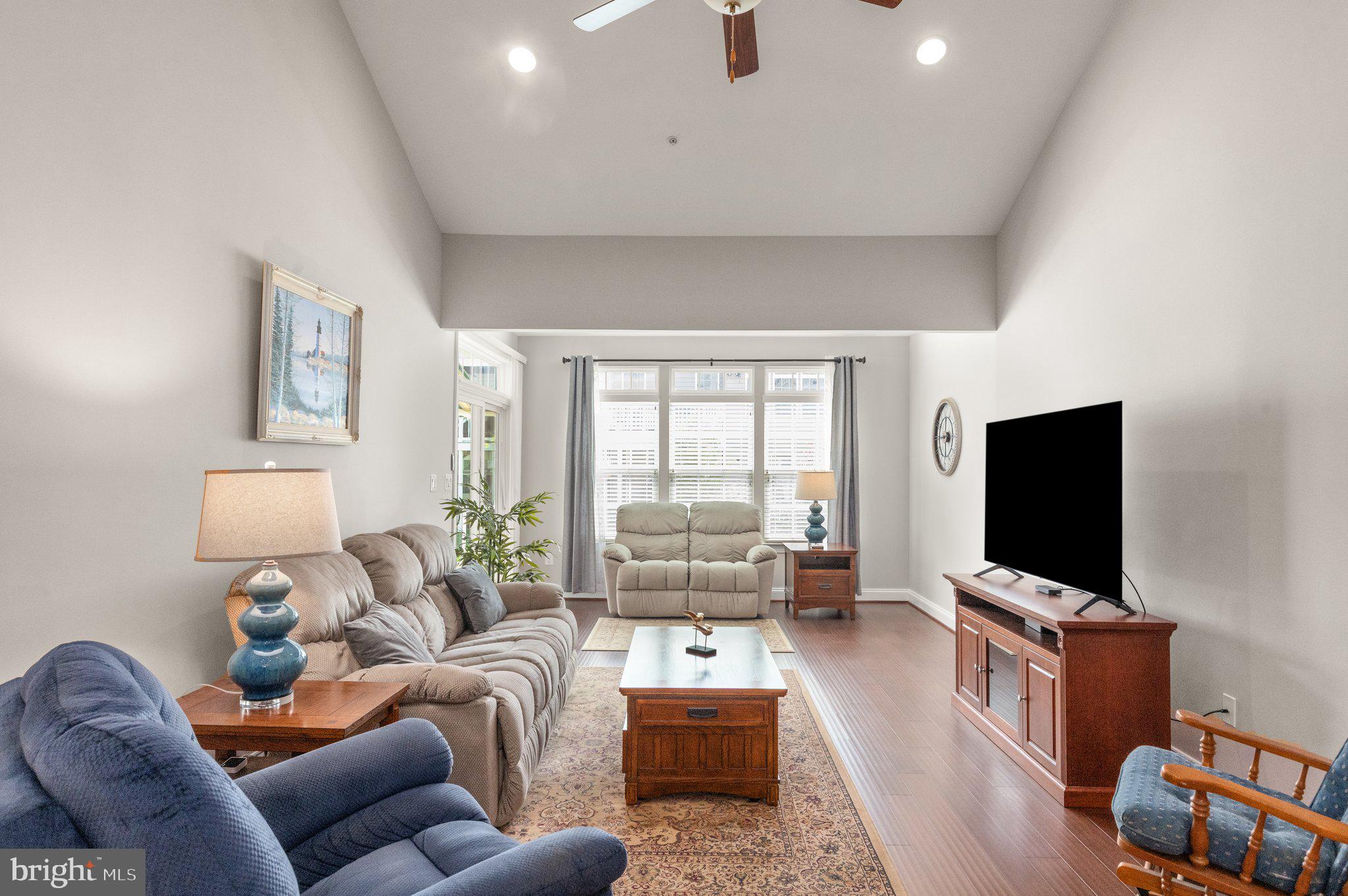 355 TUFTON CIRCLE
