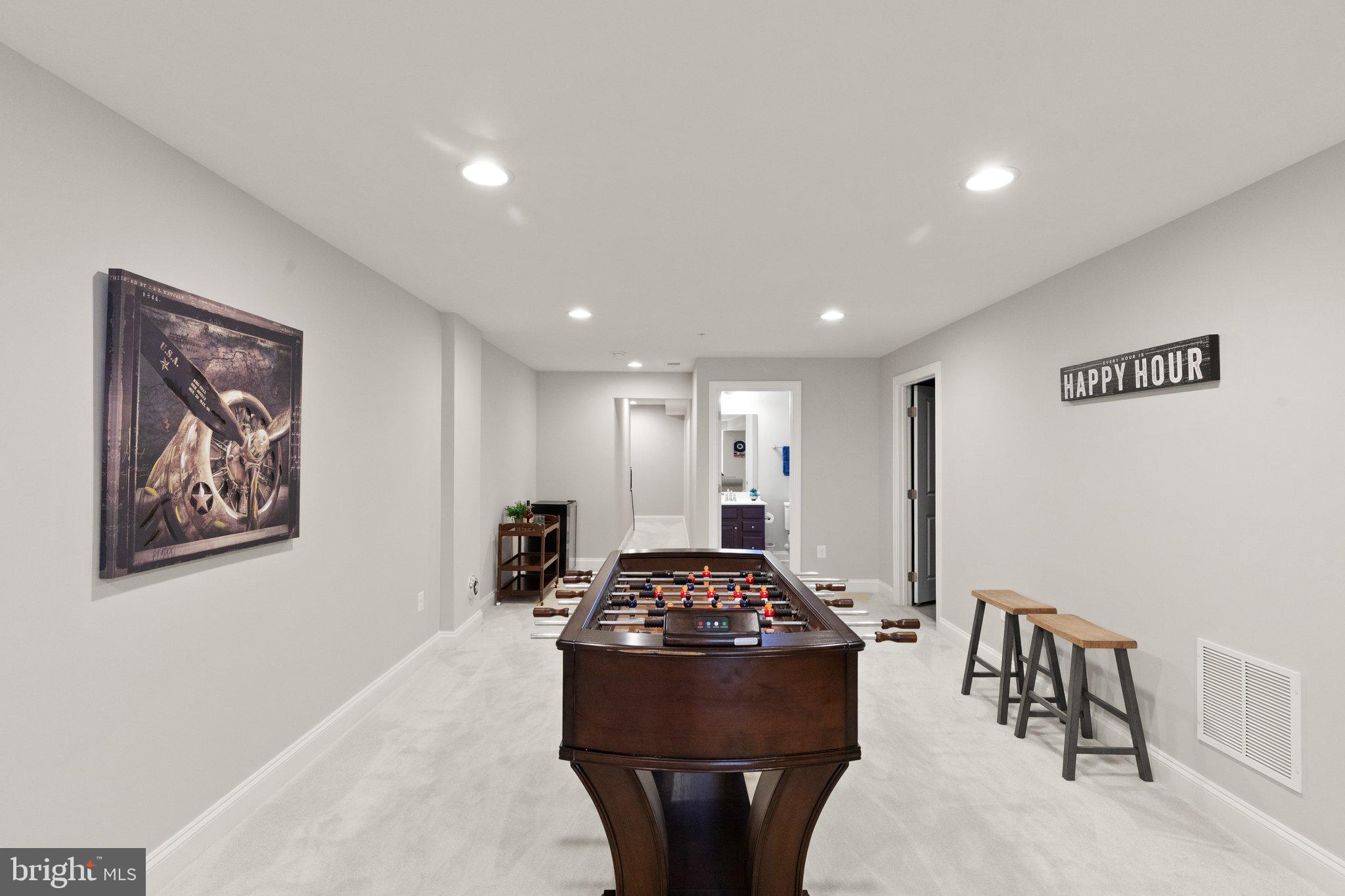 FALLSTON COMMONS - Residential