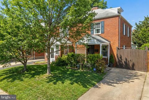 311 S WAYNE STREET S ARLINGTON VA 22204