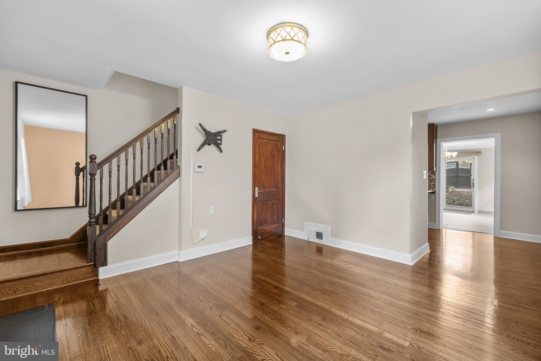 311 S WAYNE STREET S