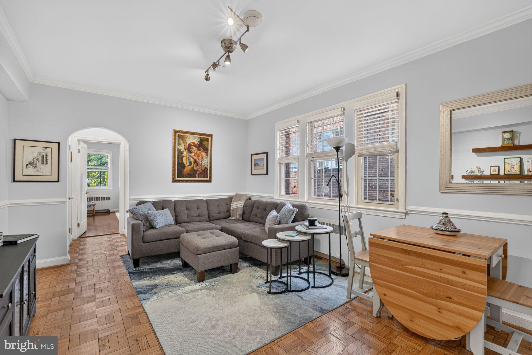 3028 WISCONSIN AVENUE NW 105