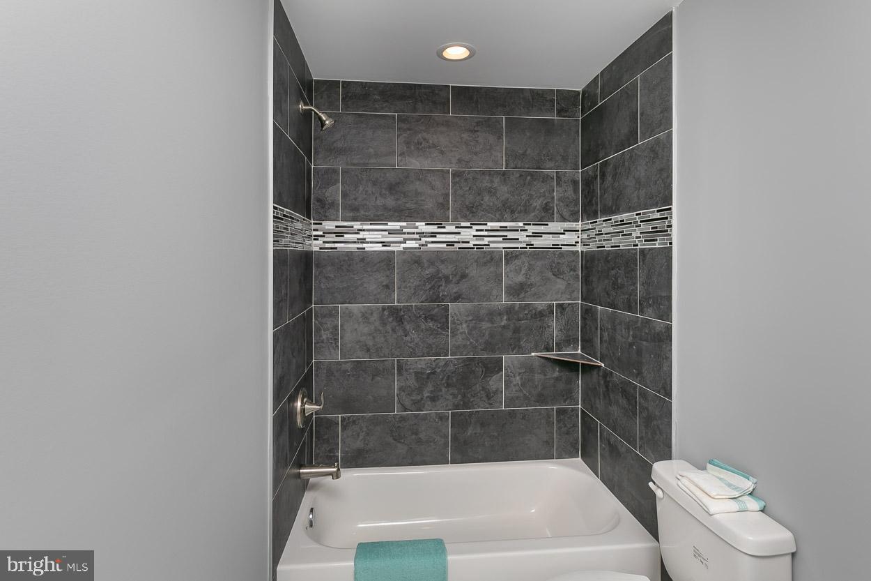 REISTERSTOWN - Residential