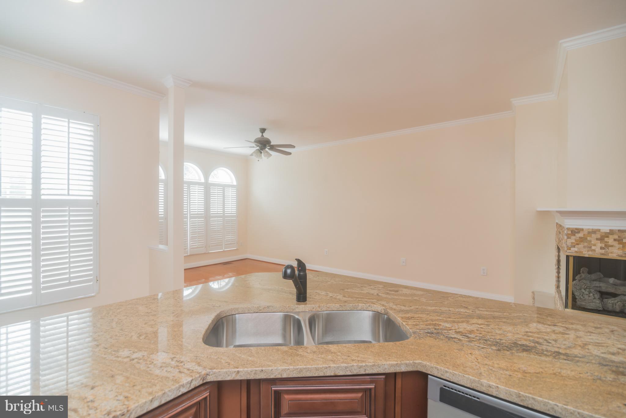 ASHBURN VILLAGE - Residential Lease