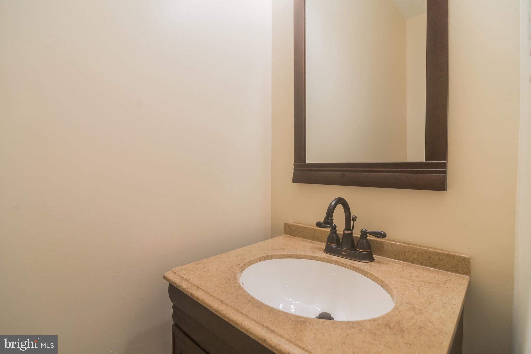 ASHBURN VILLAGE - Residential Lease