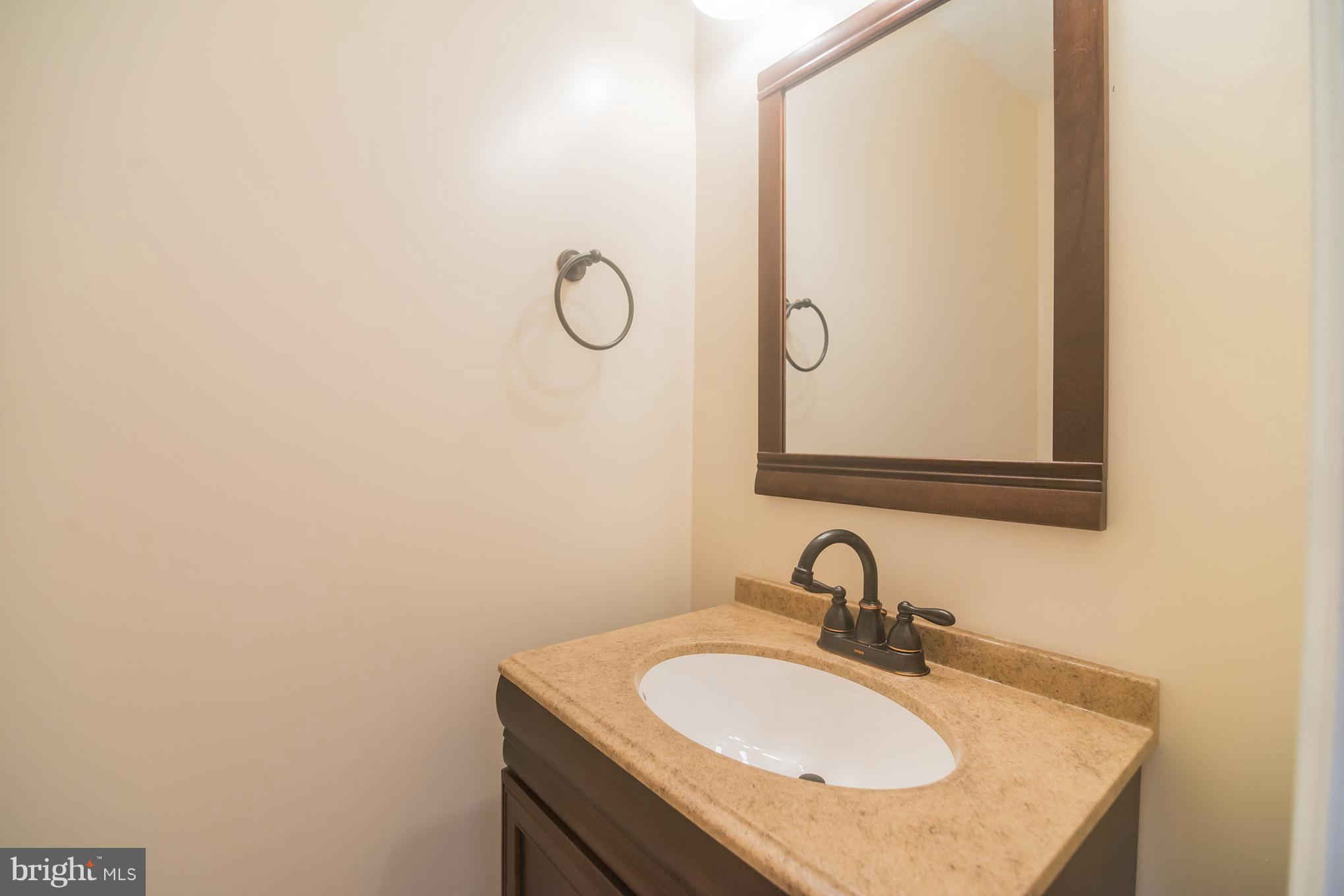 ASHBURN VILLAGE - Residential Lease