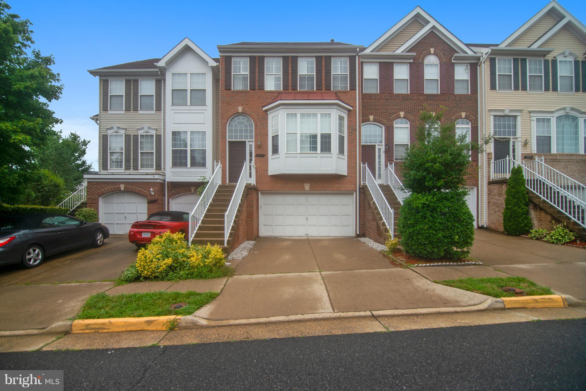 ASHBURN VILLAGE - Residential Lease