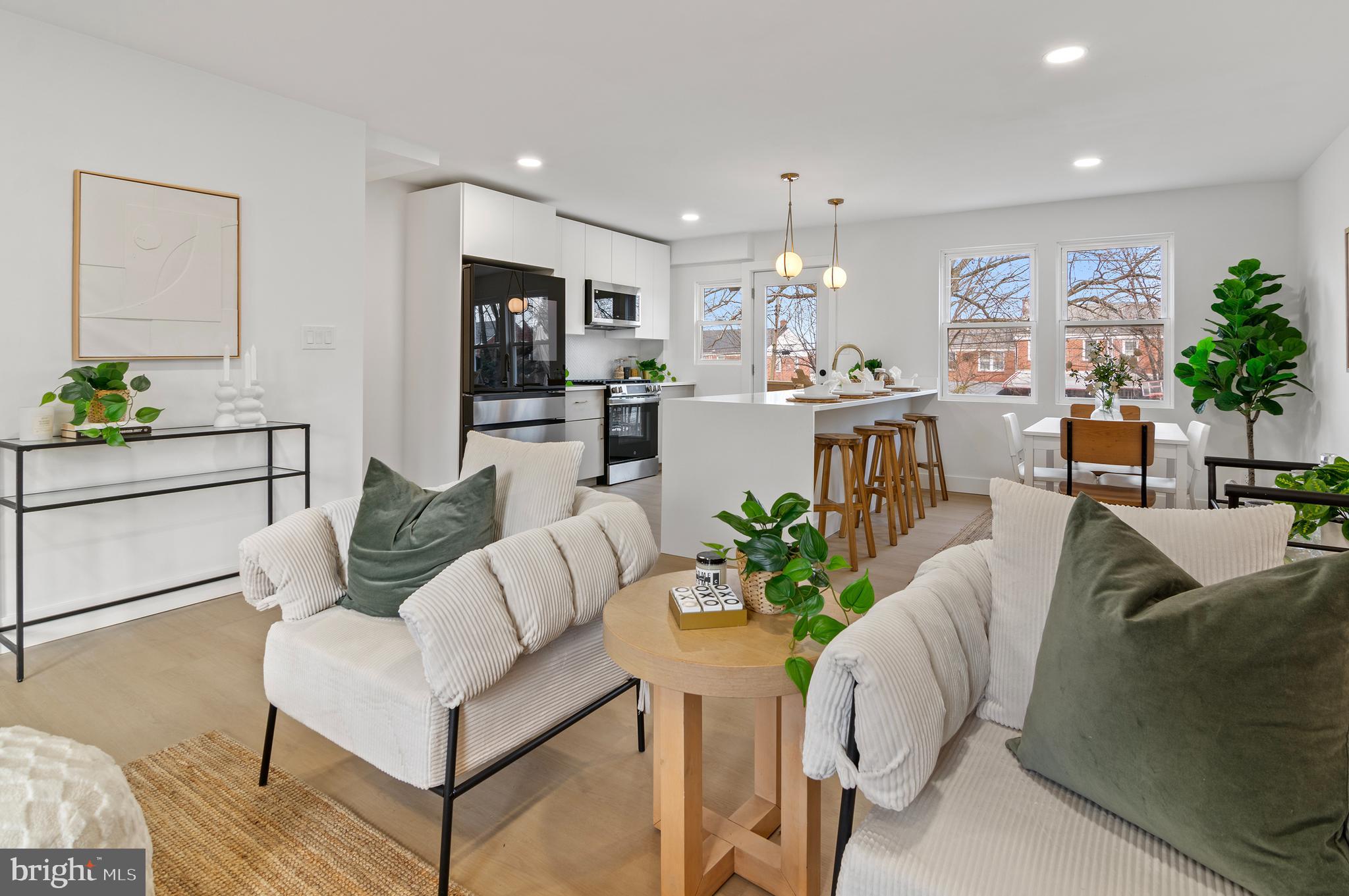 GLEN OAKS - Residential