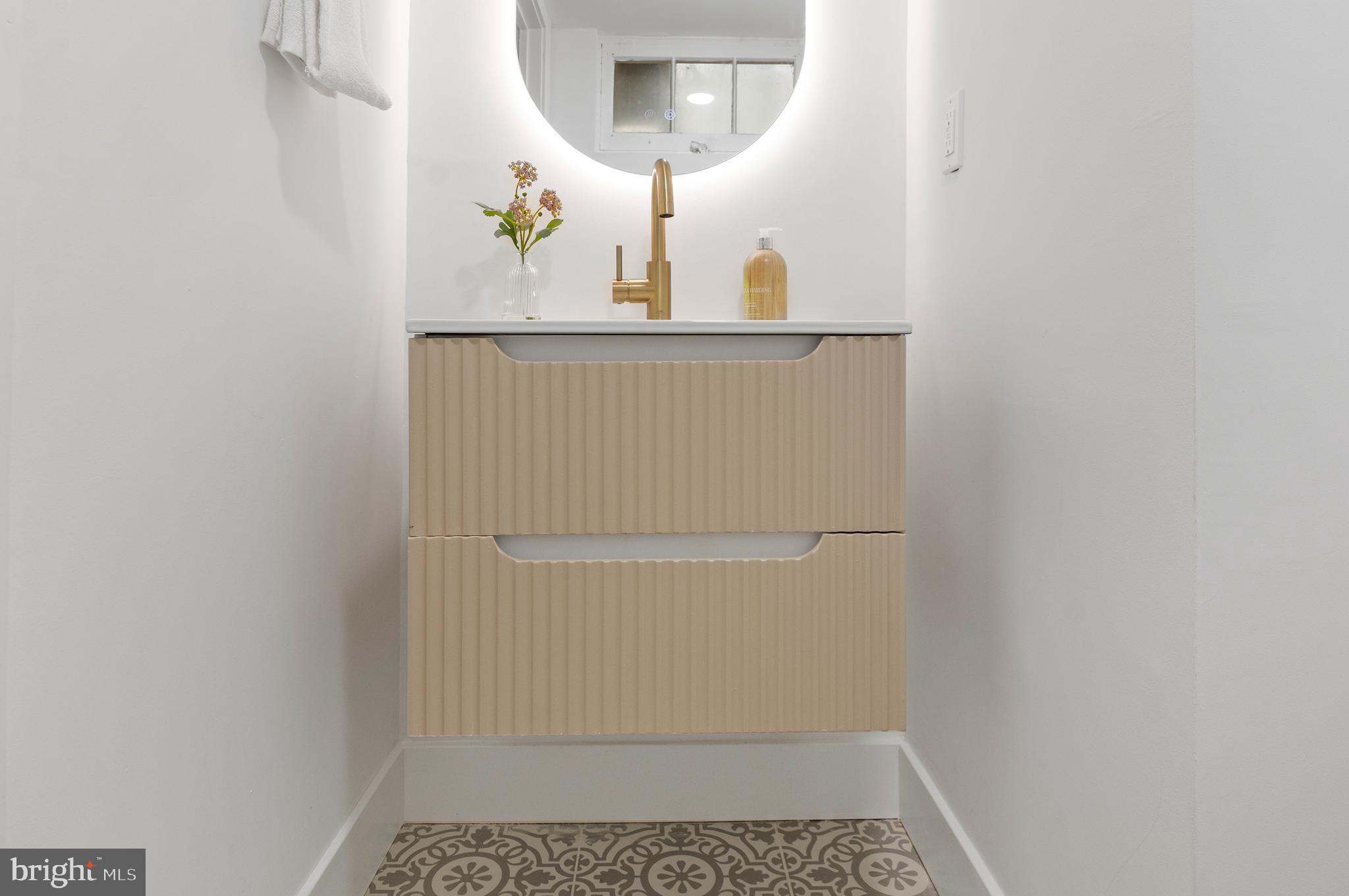 GLEN OAKS - Residential