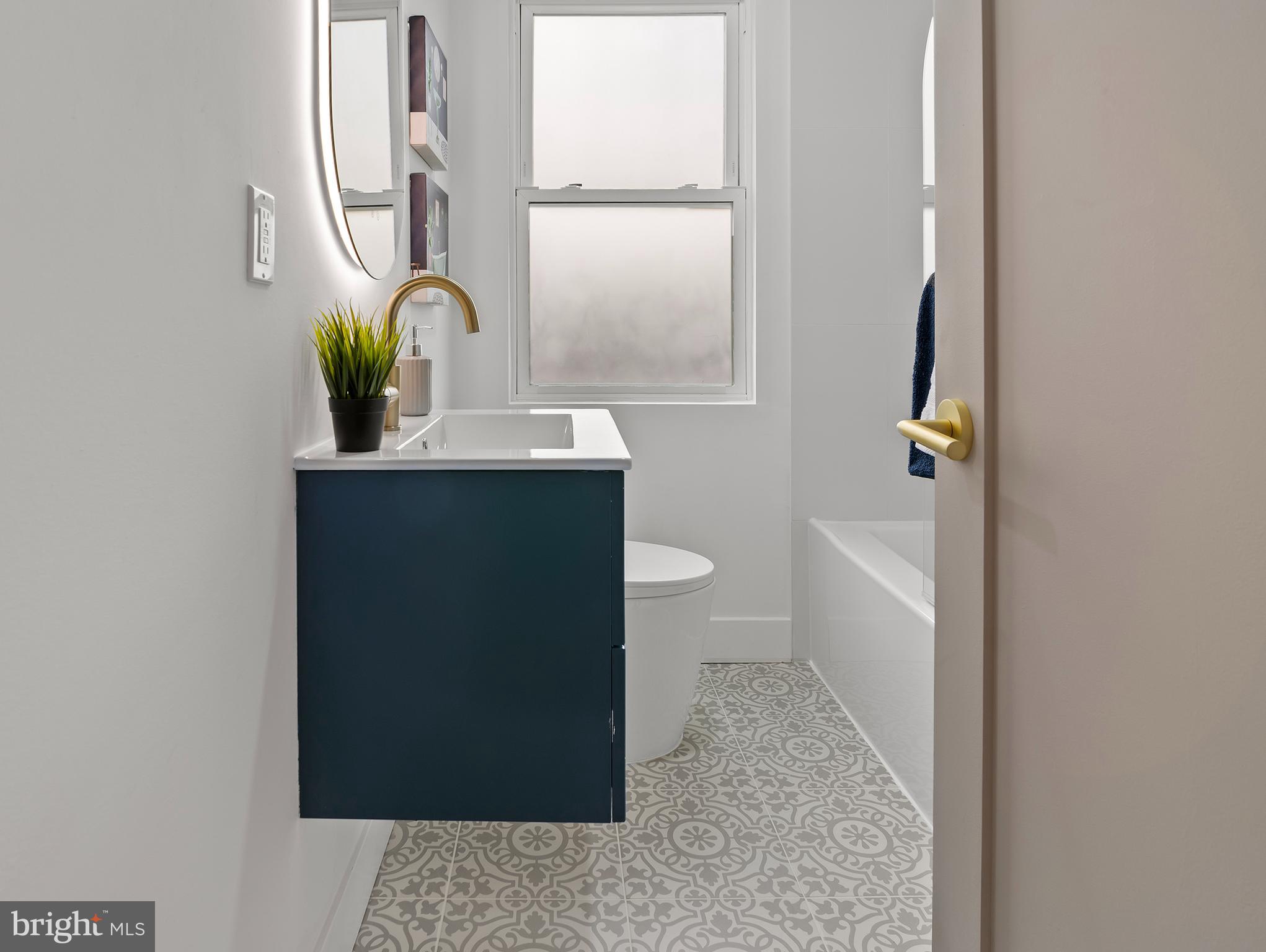 GLEN OAKS - Residential