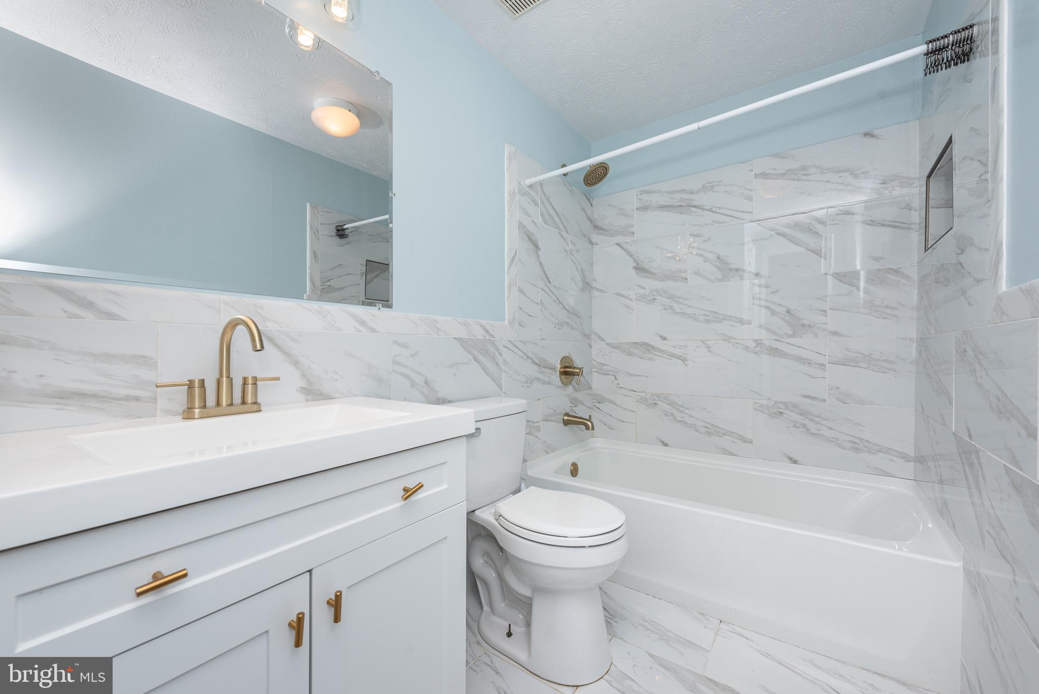 PARKVIEW TRAIL - Residential