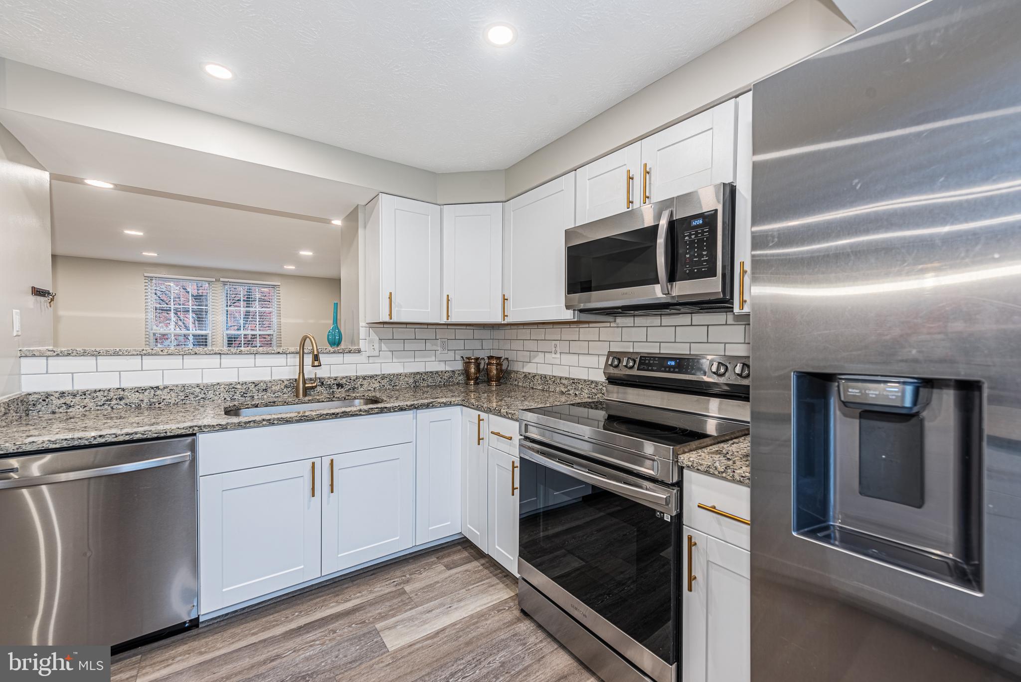 PARKVIEW TRAIL - Residential