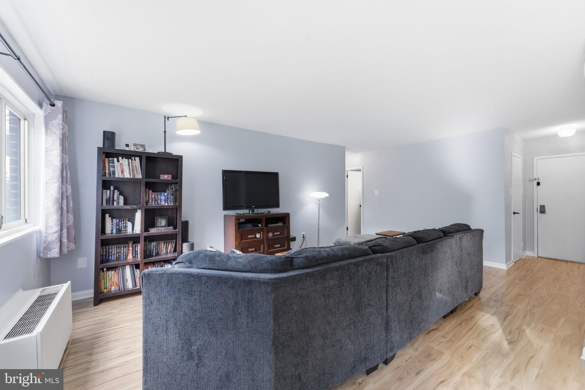 2059 HUNTINGTON AVENUE 304