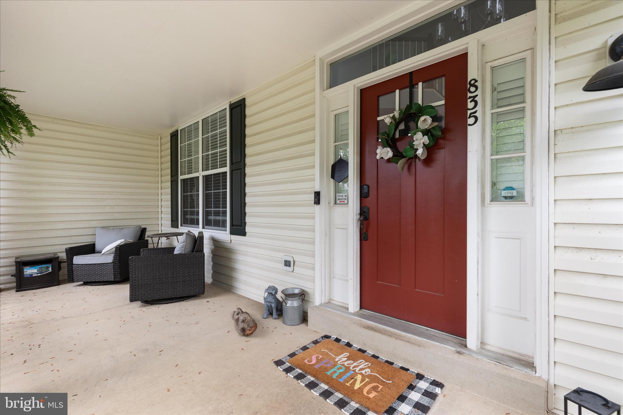 835 SANTMYER DRIVE SE