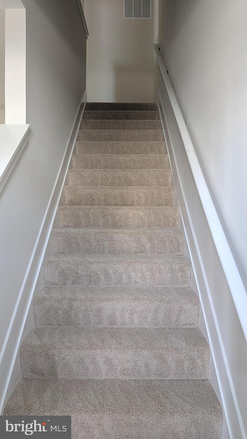 RETREAT AT WINDING CREEK - Residential Lease