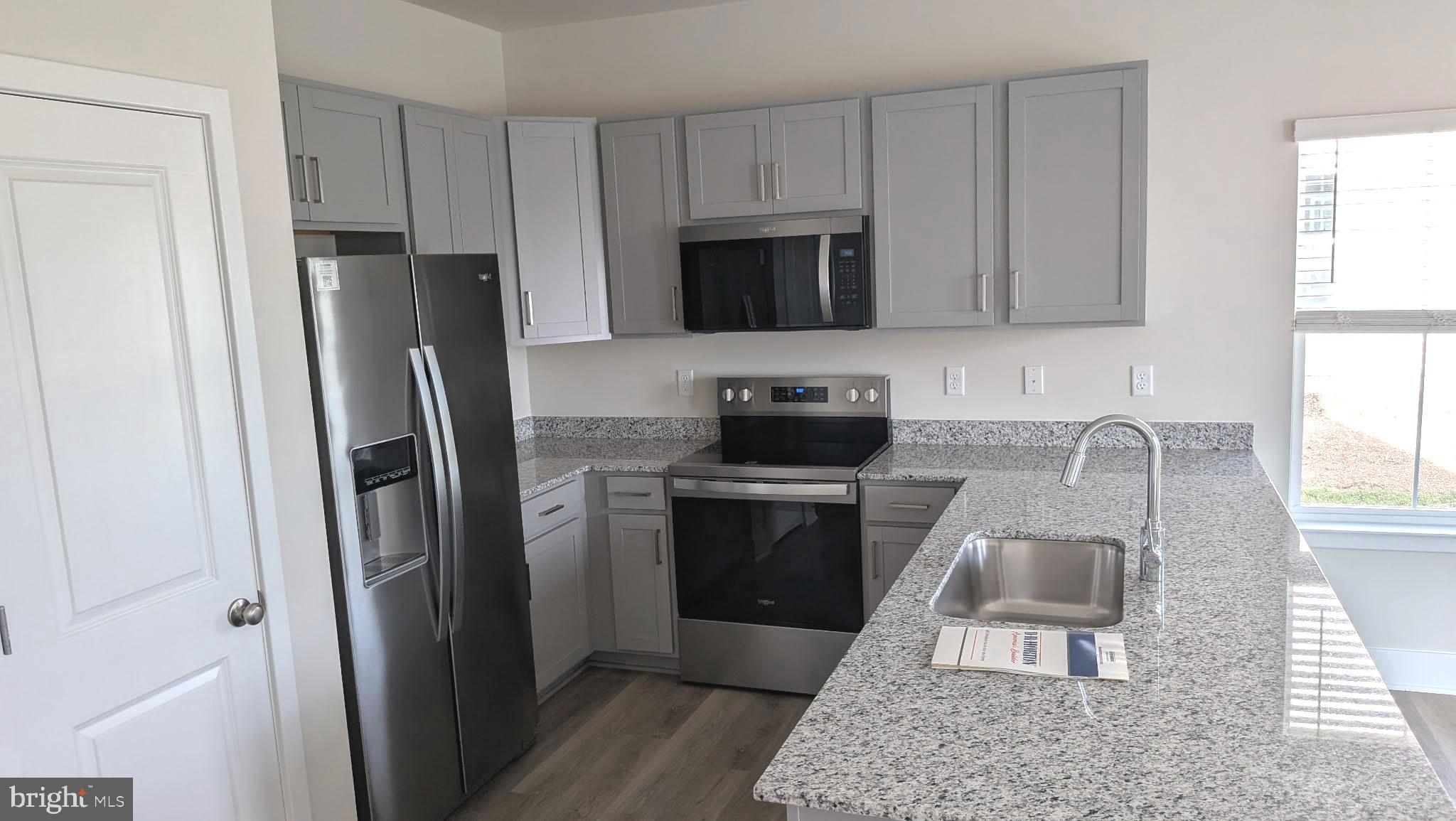 RETREAT AT WINDING CREEK - Residential Lease