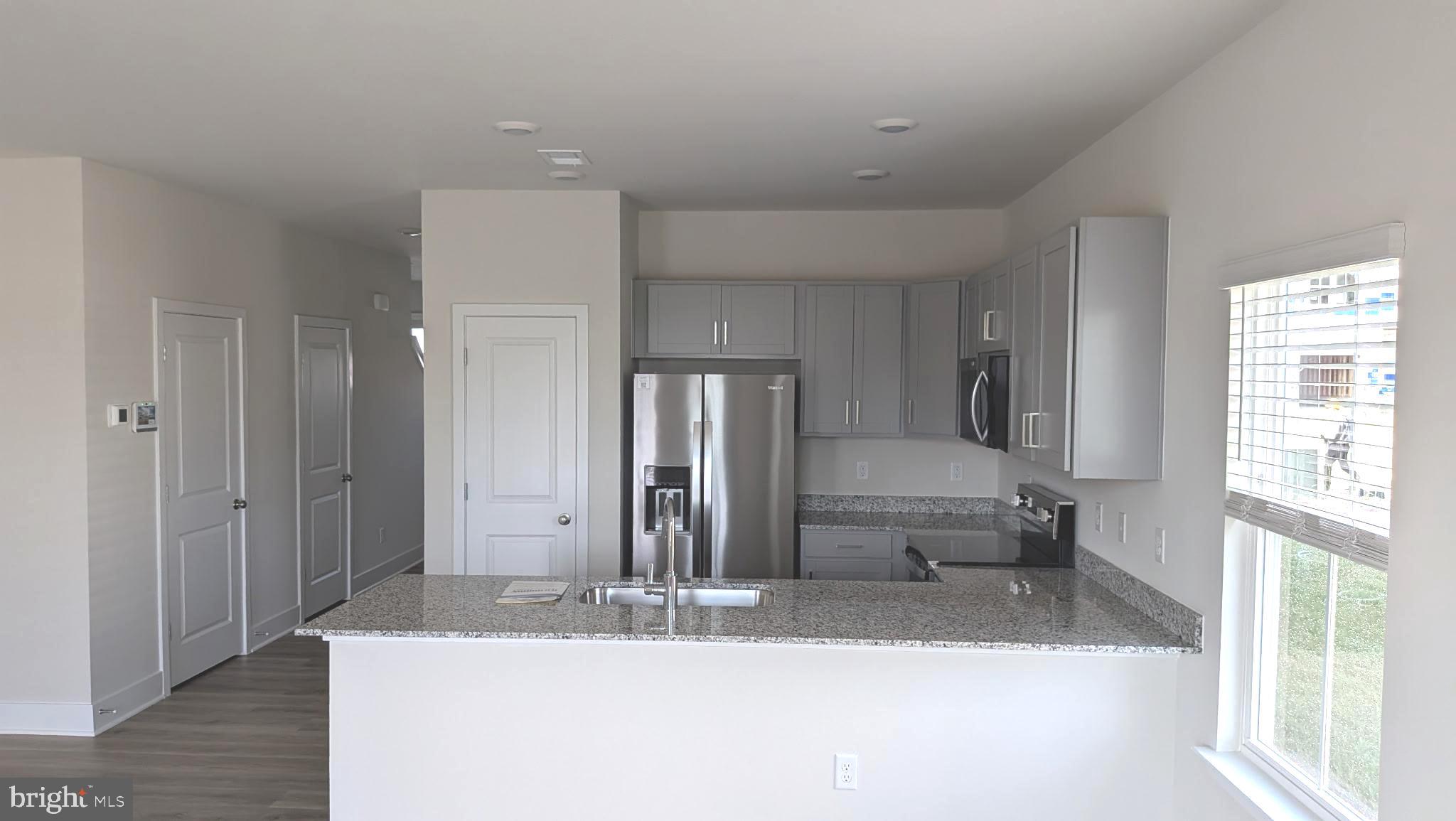 RETREAT AT WINDING CREEK - Residential Lease