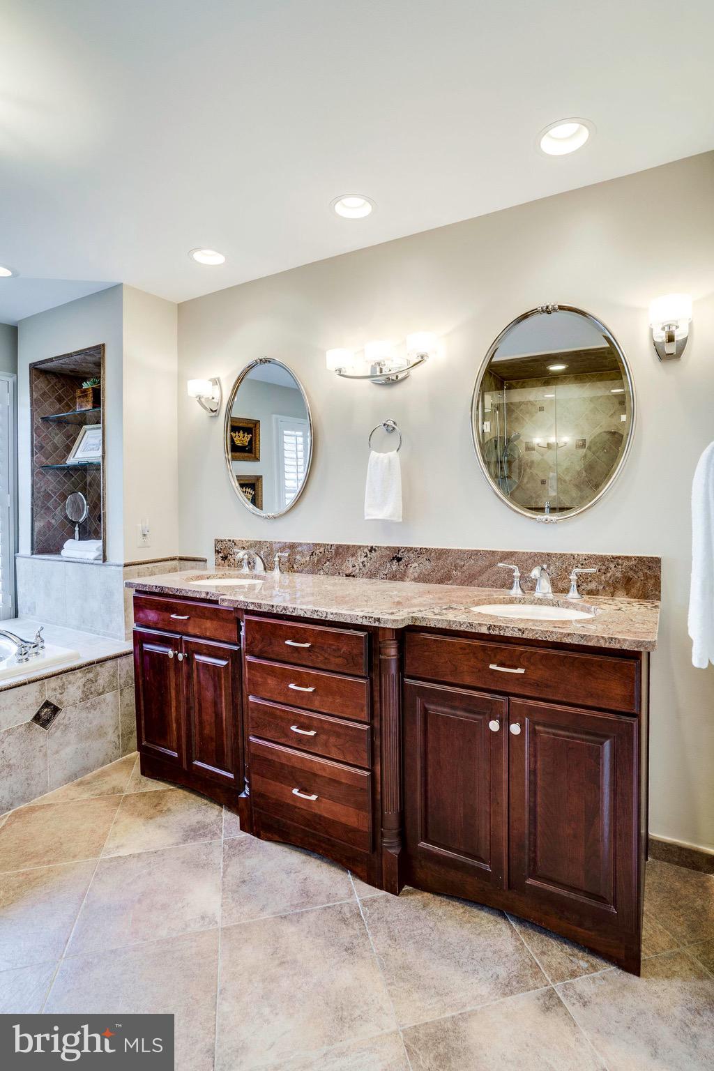 FORDS LANDING - Residential