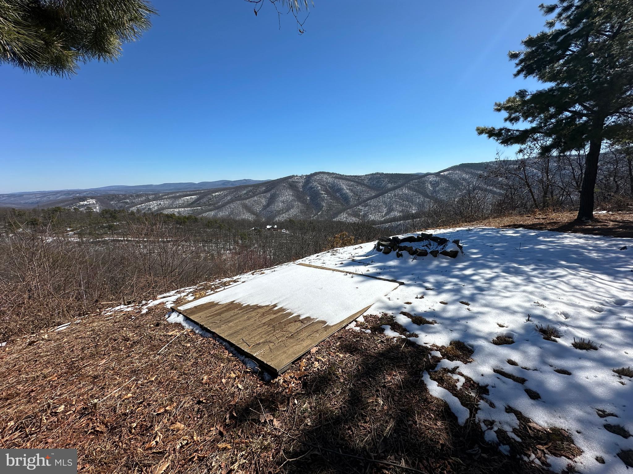LOST RIVER BLUFFS - Residential
