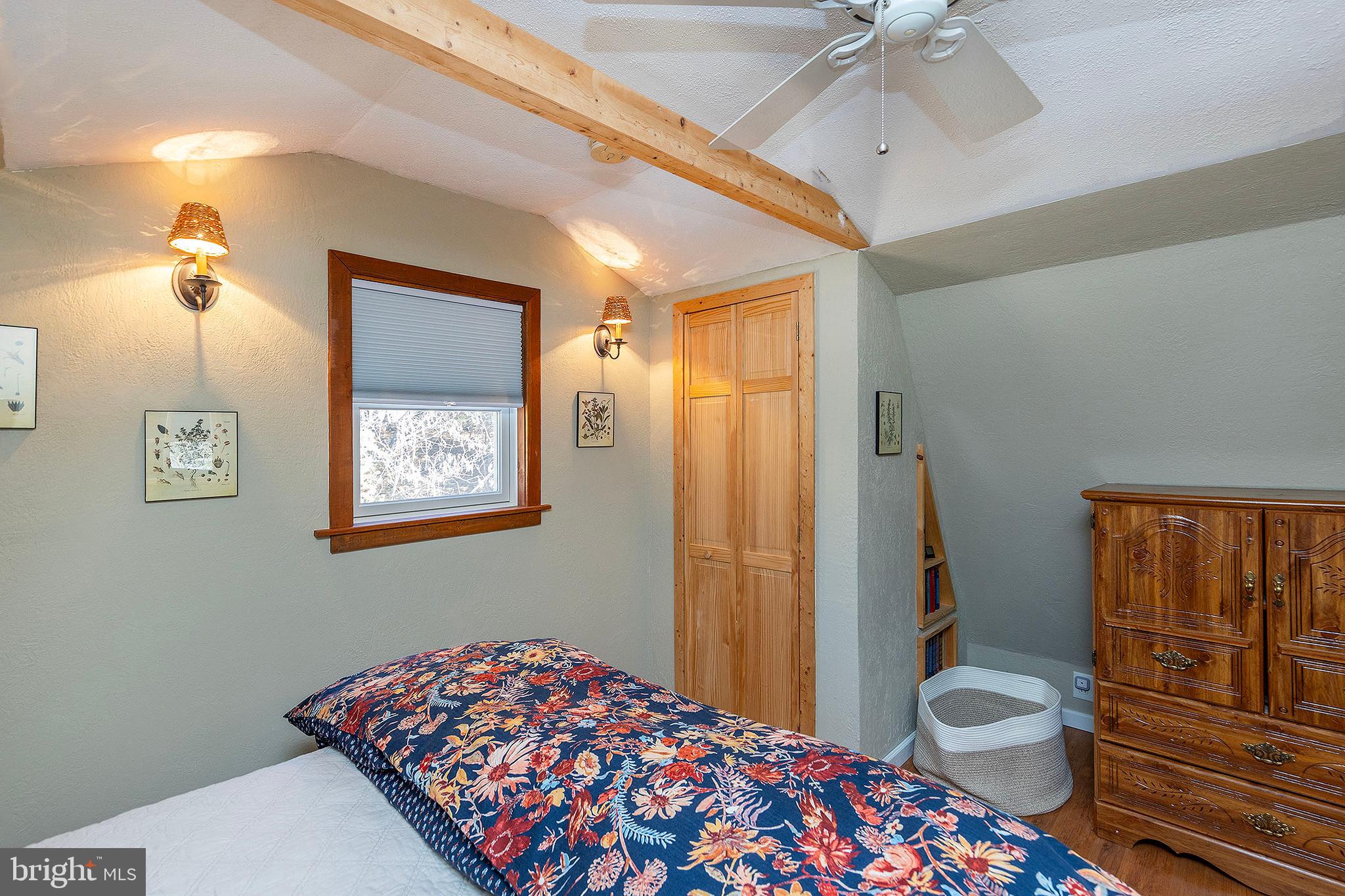 LOST RIVER BLUFFS - Residential