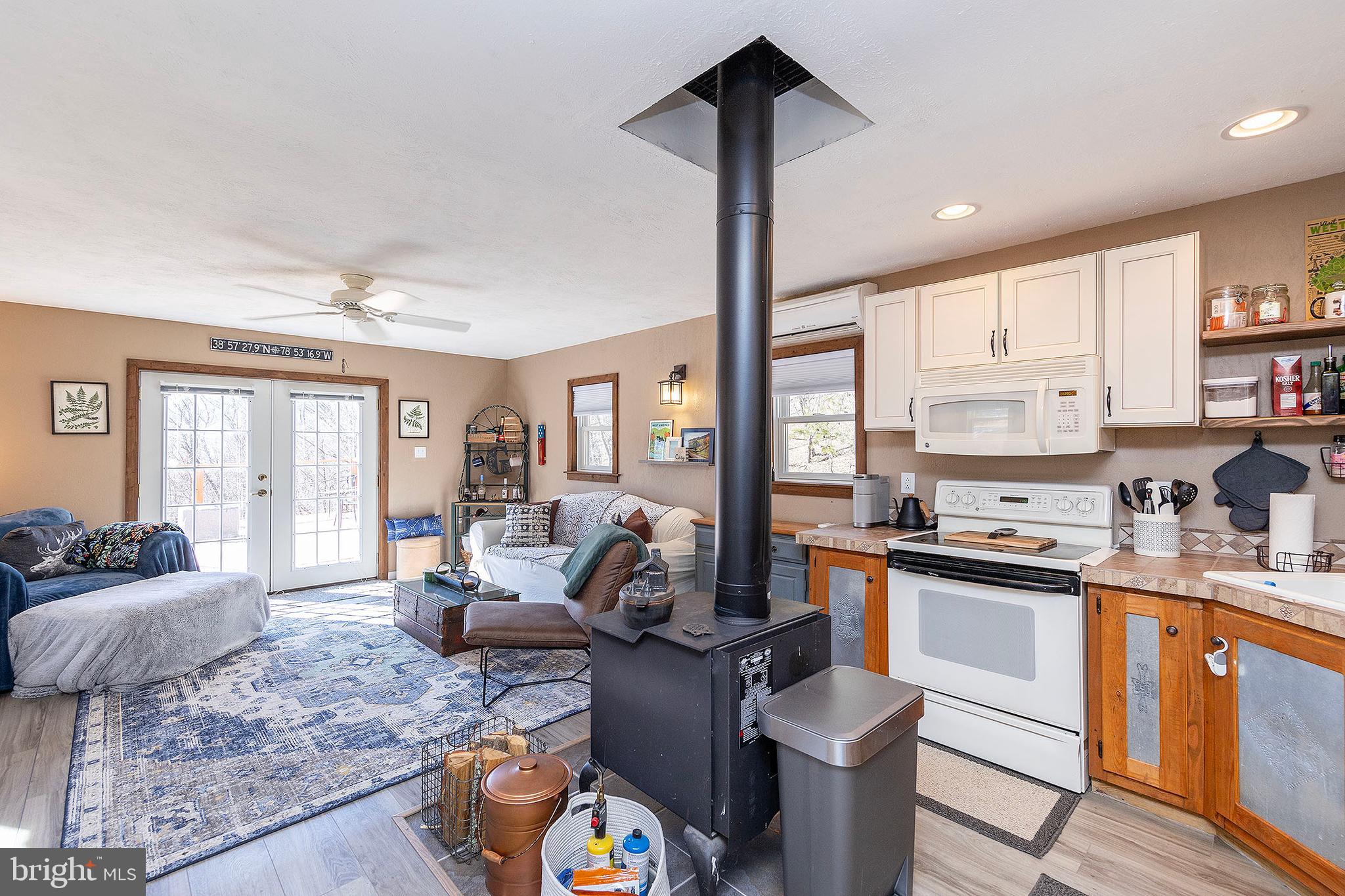 LOST RIVER BLUFFS - Residential