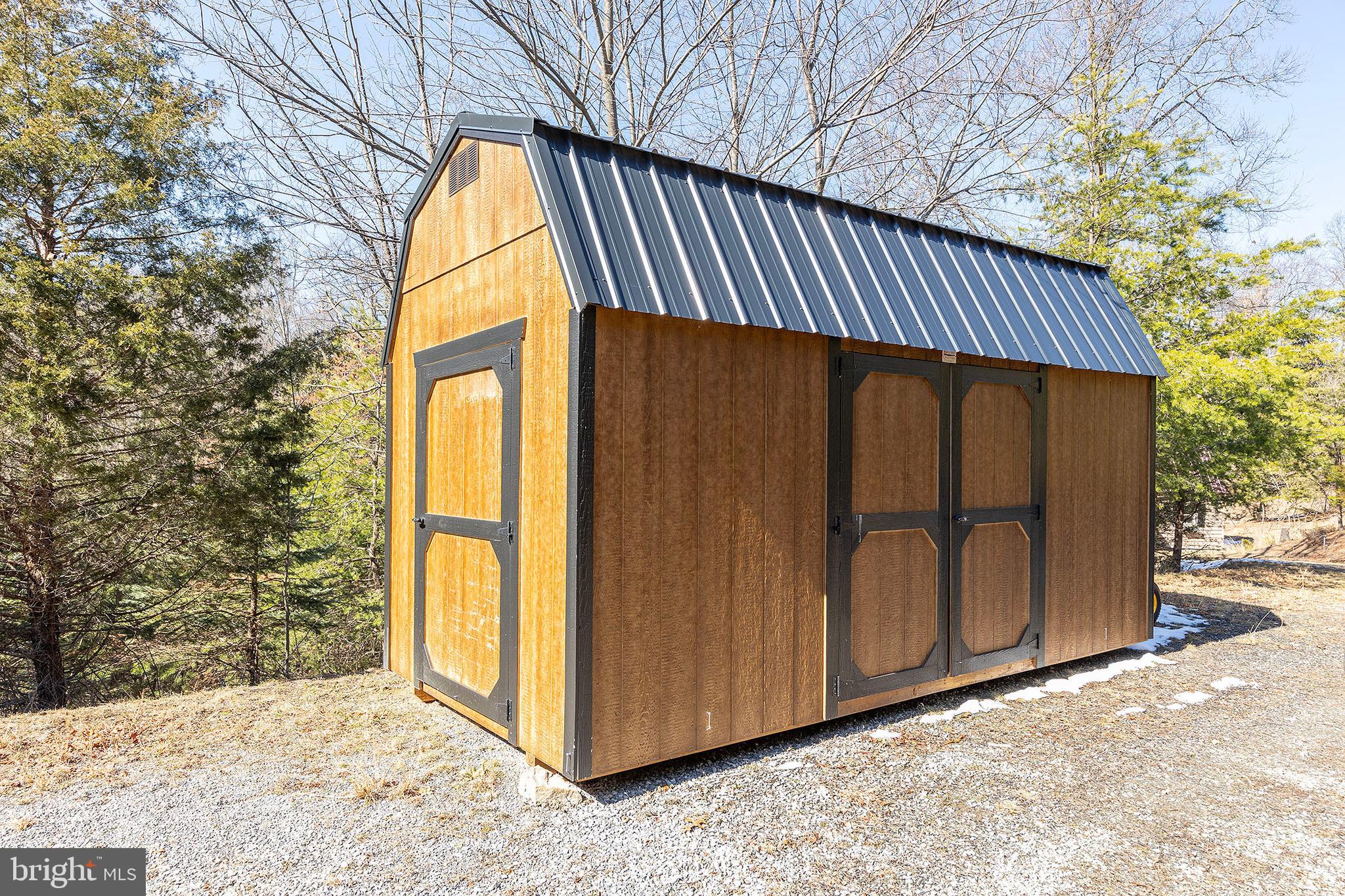 LOST RIVER BLUFFS - Residential