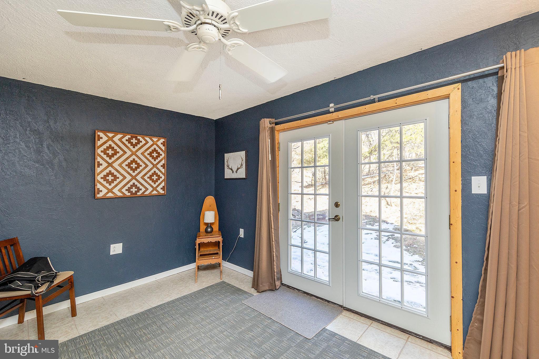 LOST RIVER BLUFFS - Residential