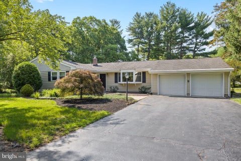Homes For Sale - 9 Canoe Brook Drive<br/> Mercer County, PRINCETON JUNCTION, NJ 08550