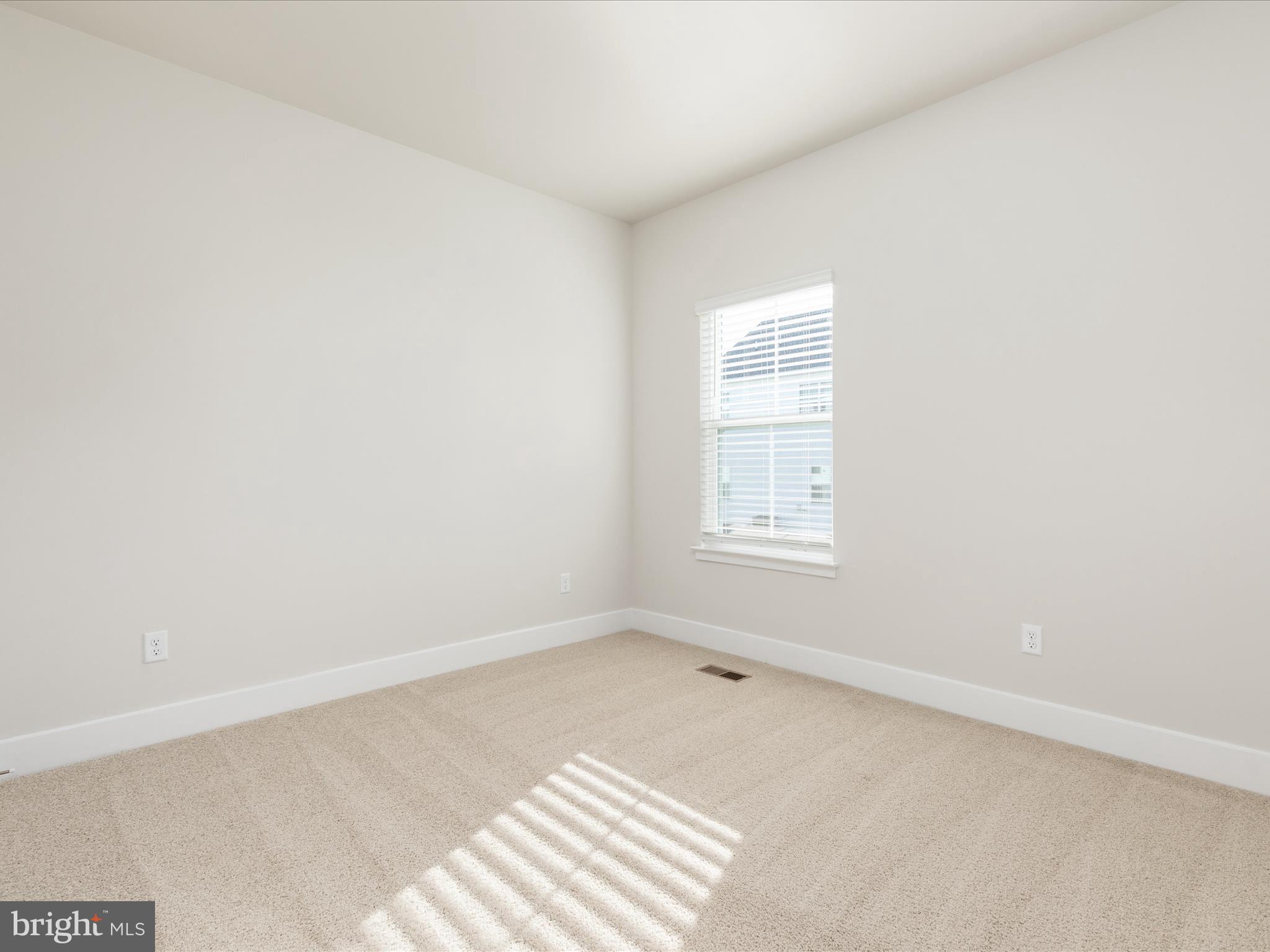 RETREAT AT WINDING CREEK - Residential Lease