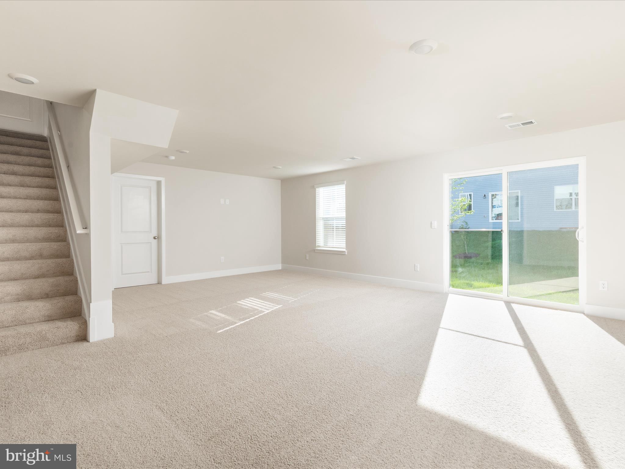 RETREAT AT WINDING CREEK - Residential Lease