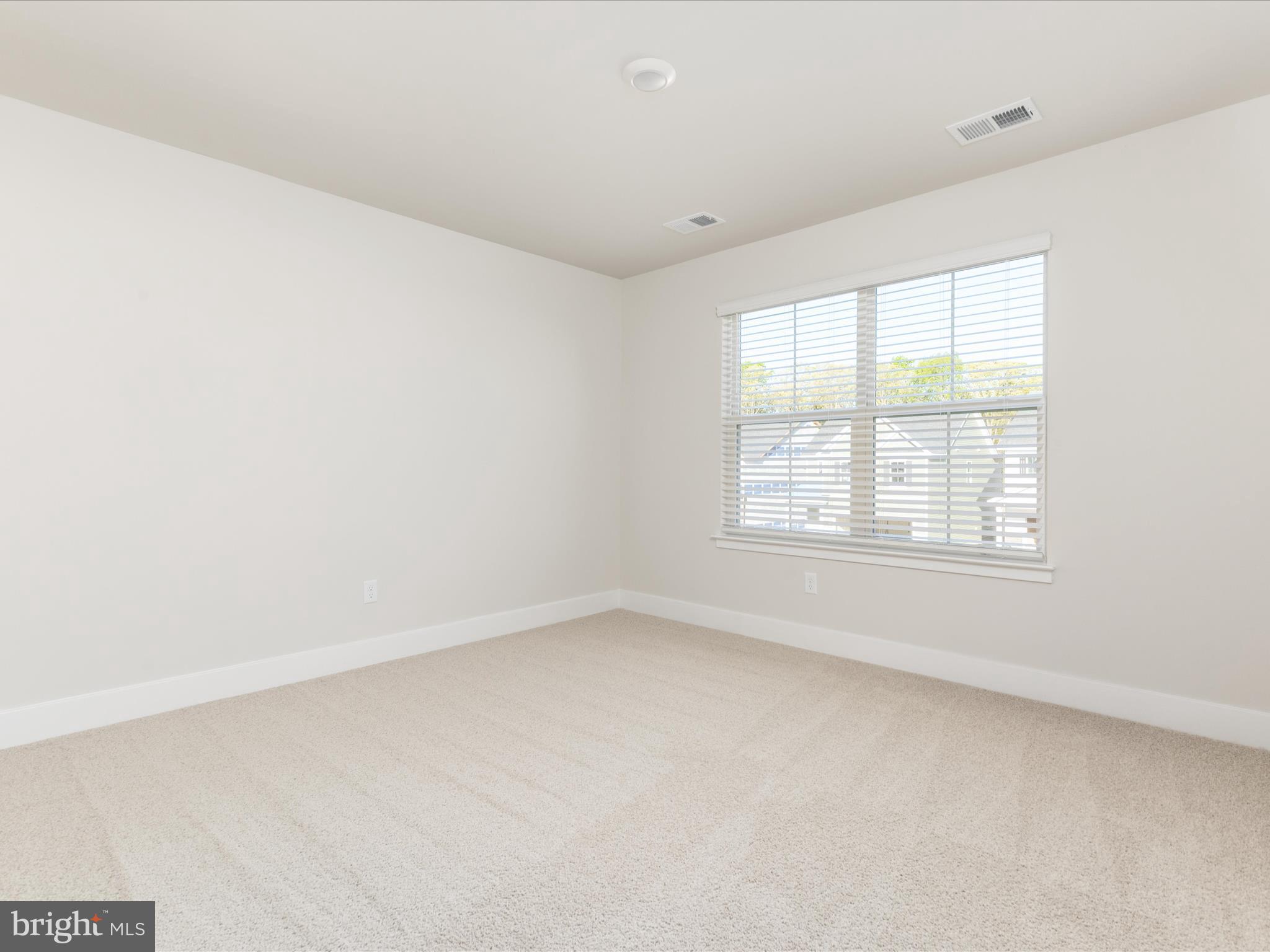 RETREAT AT WINDING CREEK - Residential Lease