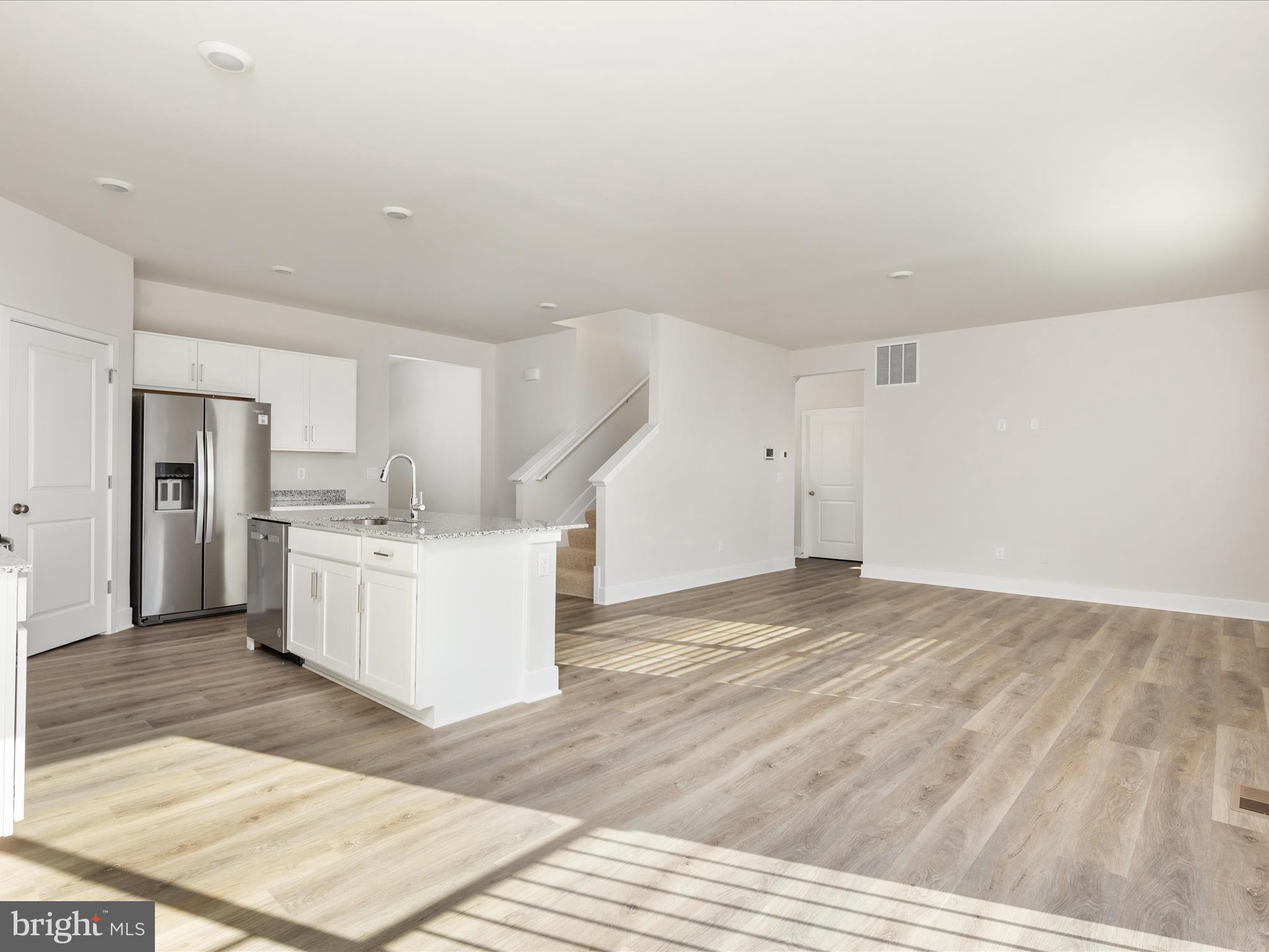 RETREAT AT WINDING CREEK - Residential Lease