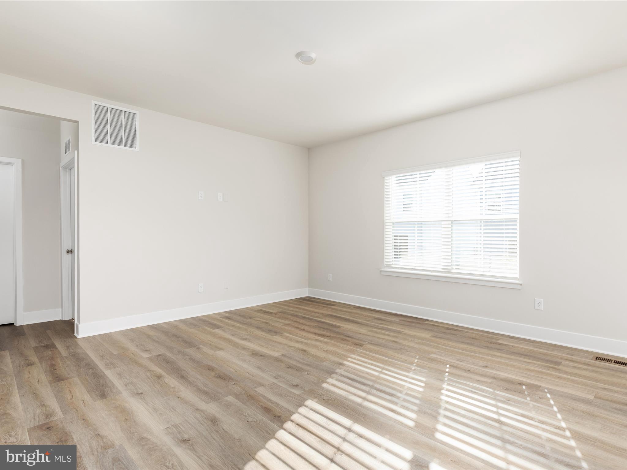 RETREAT AT WINDING CREEK - Residential Lease