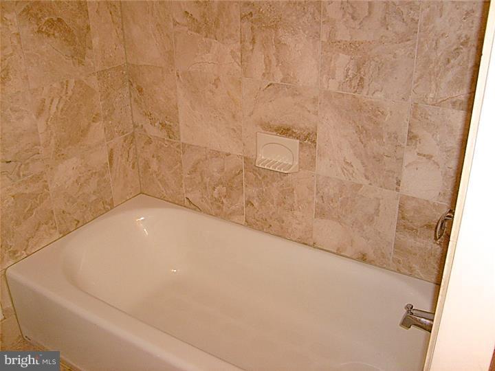 NORTHERN LIBERTIES - Residential Lease