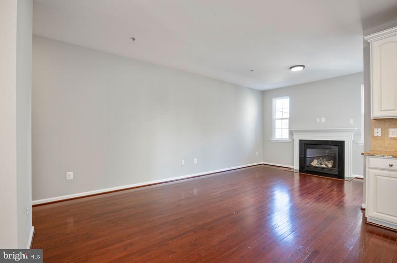 TANYARD SPRINGS - Residential Lease