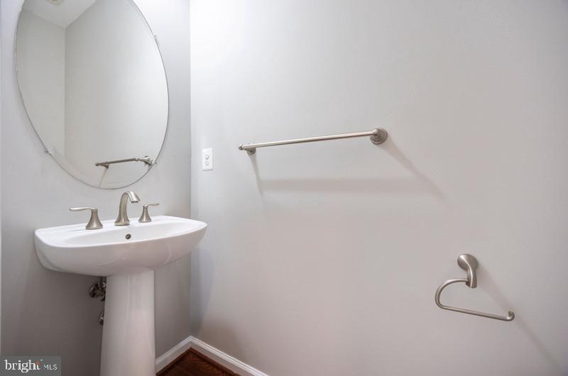 TANYARD SPRINGS - Residential Lease